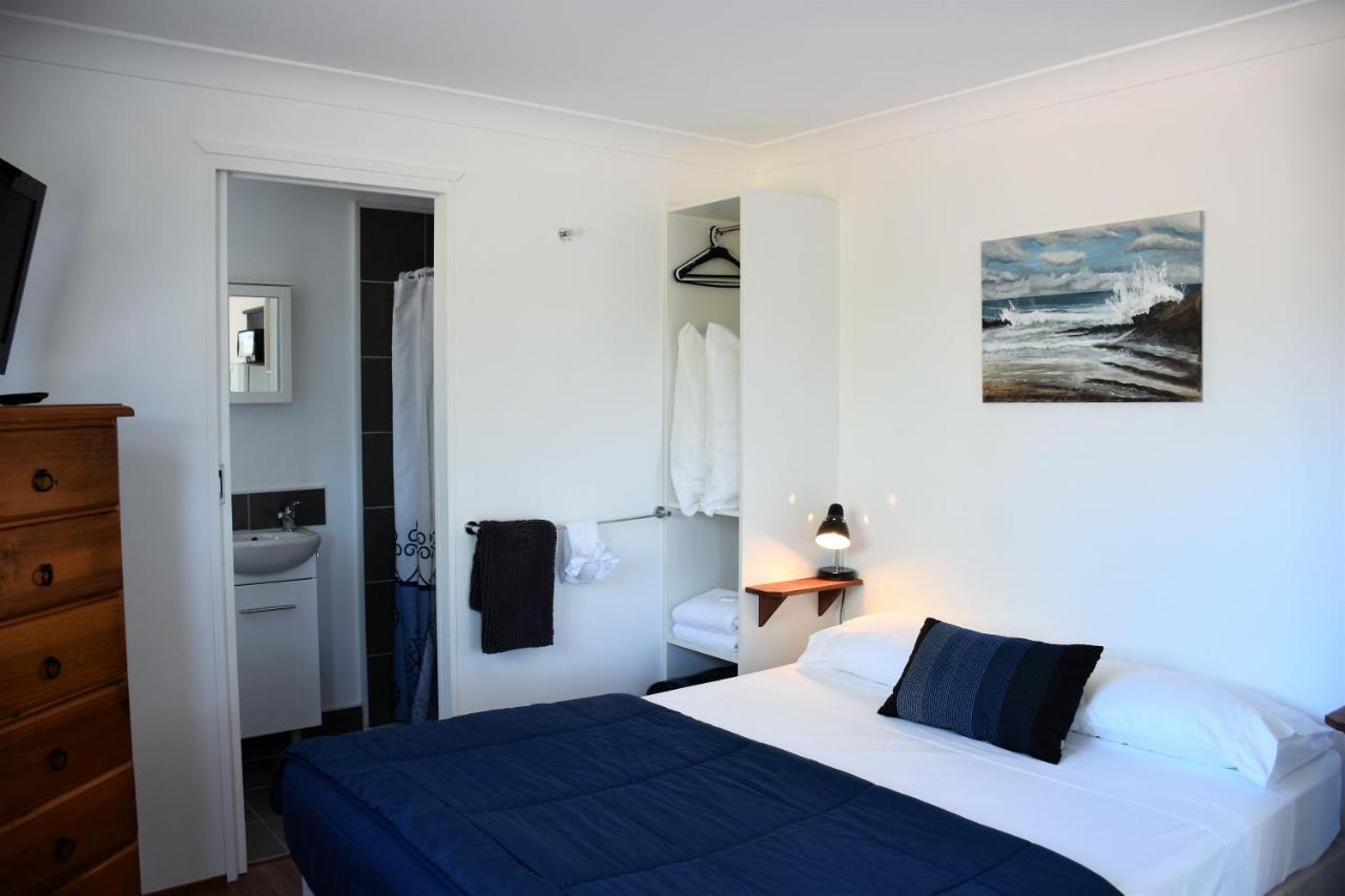 Mt Larcom Tourist Park Hotell Mount Larcom Eksteriør bilde
